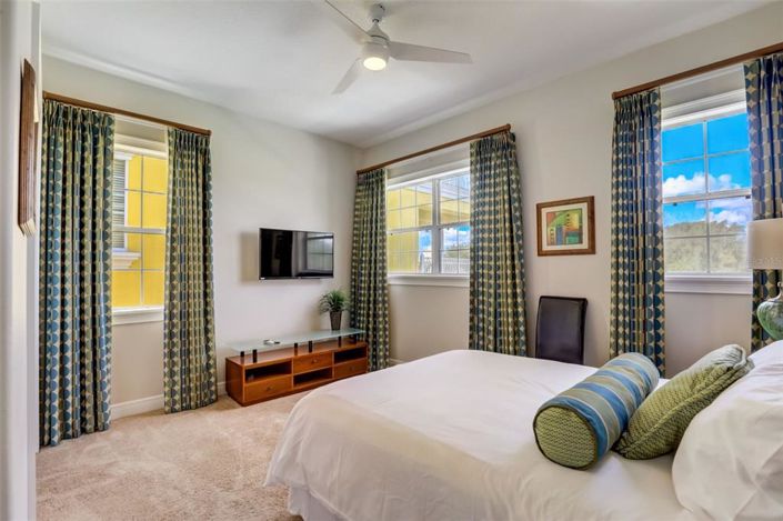 Image No.43-5 Bed Property for sale