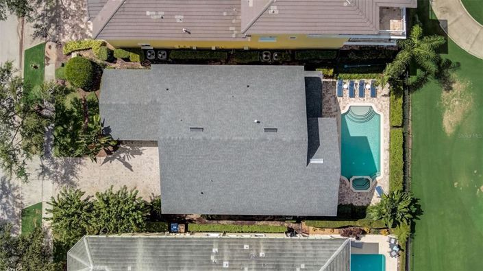 Image No.66-5 Bed Property for sale