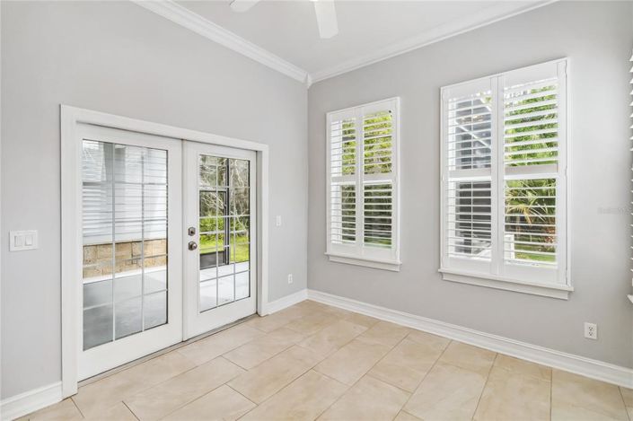 Image No.22-5 Bed Property for sale