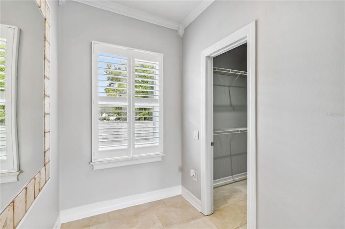 Image No.44-5 Bed Property for sale