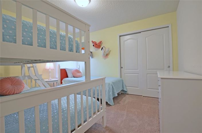 Image No.34-8 Bed Property for sale