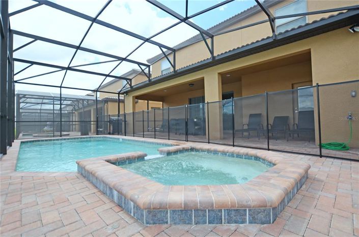 Image No.5-Propriété de 8 chambres à vendre à Kissimmee