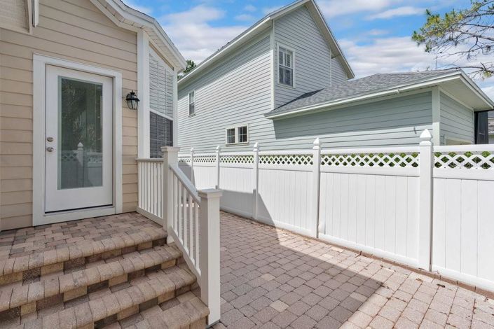 Image No.21-5 Bed Property for sale