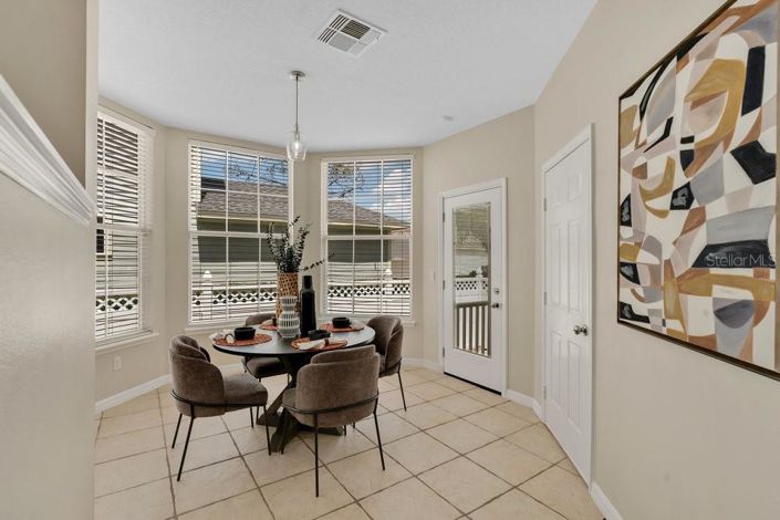 Image No.9-5 Bed Property for sale