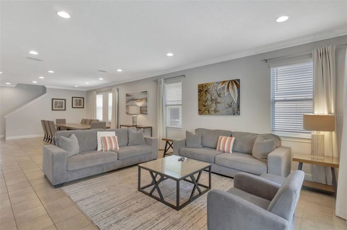 Image No.44-11 Bed Property for sale