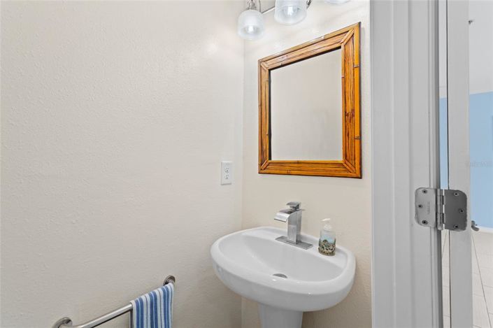 Image No.12-4 Bed Townhouse for sale