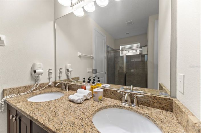 Image No.34-Propriété de 6 chambres à vendre à Kissimmee