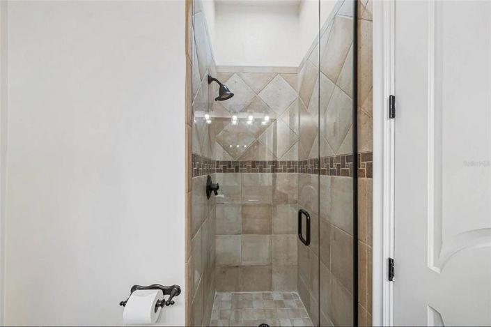 Image No.35-5 Bed Property for sale