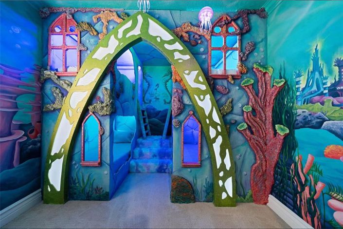 Image No.6-5 Bed Property for sale