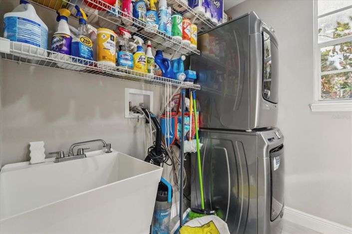 Image No.20-4 Bed Property for sale