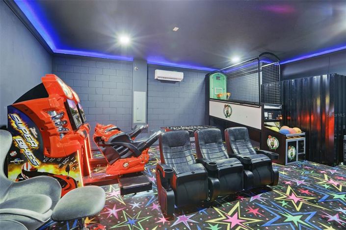 Image No.29-7 Bed Property for sale