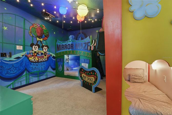 Image No.5-7 Bed Property for sale