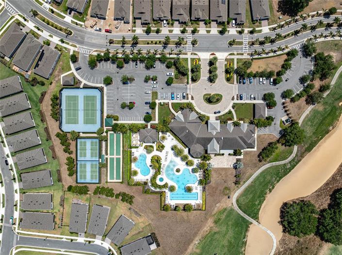 Image No.10-2 Bed Property for sale