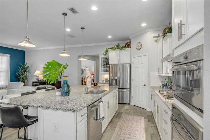 Image No.24-2 Bed Property for sale