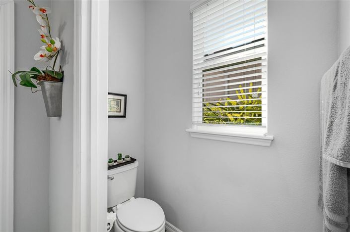 Image No.42-2 Bed Property for sale