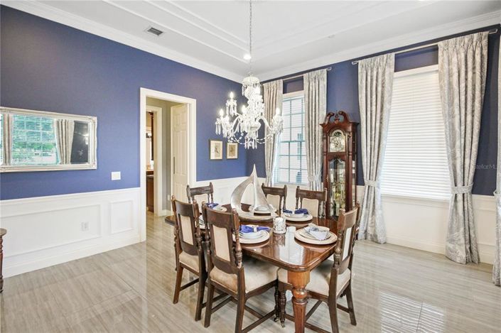 Image No.15-6 Bed Property for sale