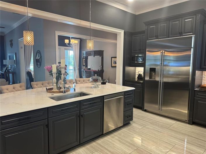 Image No.19-6 Bed Property for sale