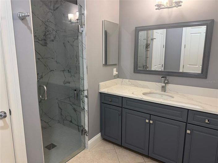 Image No.28-6 Bed Property for sale