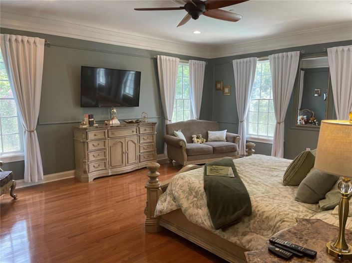 Image No.33-6 Bed Property for sale