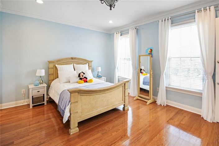 Image No.39-6 Bed Property for sale