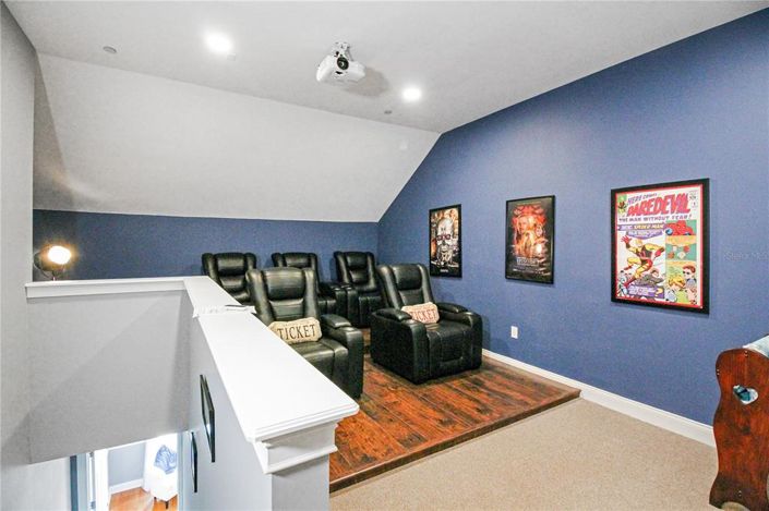 Image No.42-6 Bed Property for sale