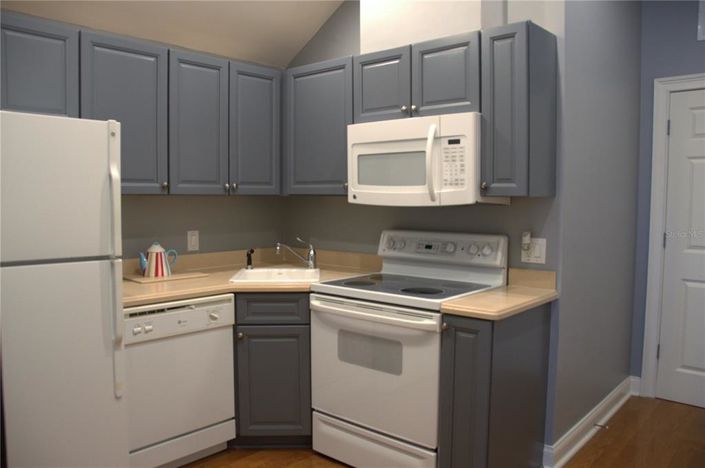 Image No.46-6 Bed Property for sale