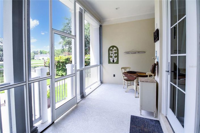 Image No.58-6 Bed Property for sale