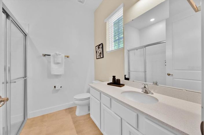 Image No.12-5 Bed Property for sale