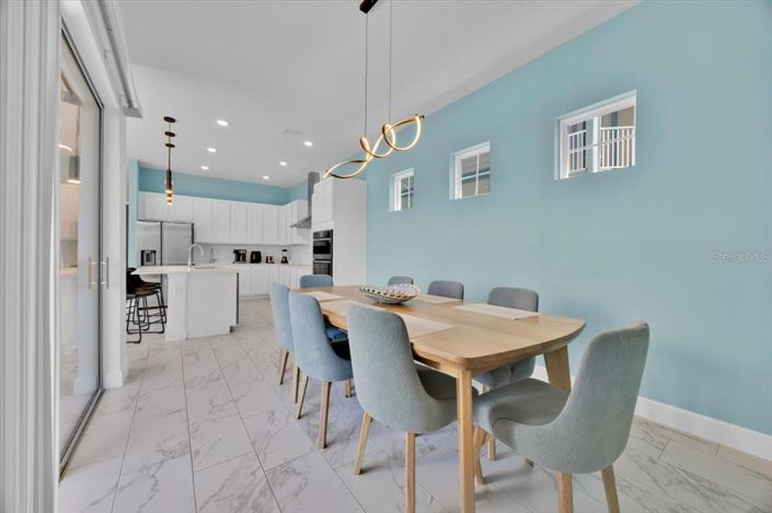 Image No.14-5 Bed Property for sale