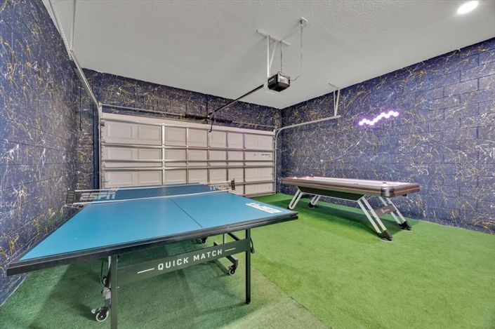 Image No.16-5 Bed Property for sale