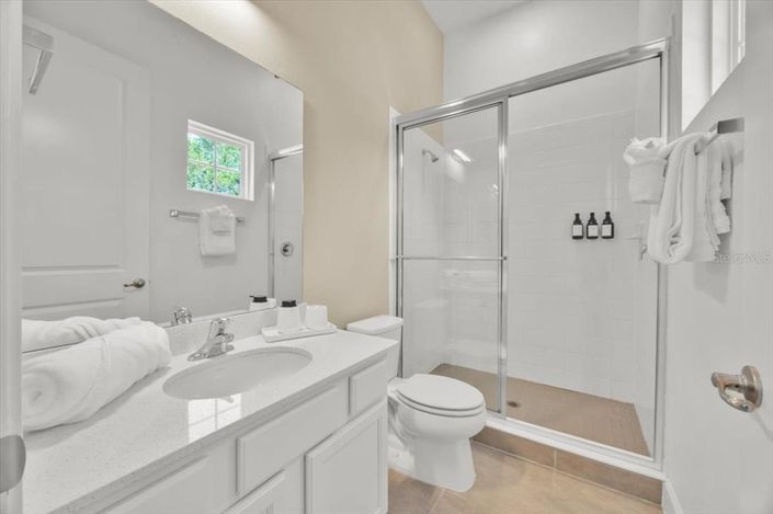 Image No.20-5 Bed Property for sale