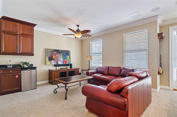 Image No.24-4 Bed Property for sale