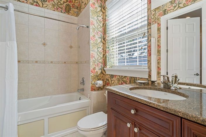 Image No.39-4 Bed Property for sale