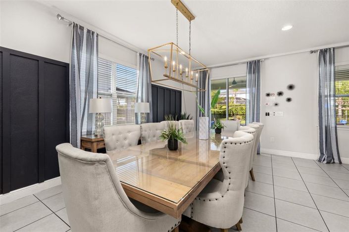 Image No.15-8 Bed Property for sale