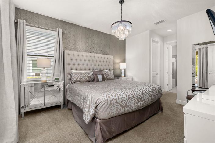 Image No.21-8 Bed Property for sale