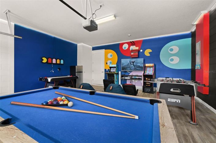 Image No.30-8 Bed Property for sale