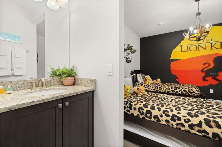 Image No.40-8 Bed Property for sale