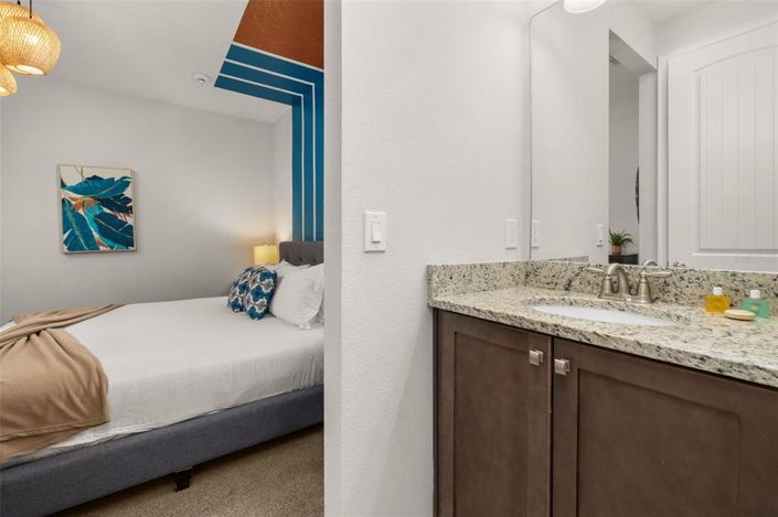 Image No.43-8 Bed Property for sale