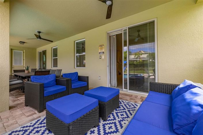 Image No.58-8 Bed Property for sale