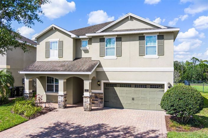 Image No.2-8 Bed Property for sale