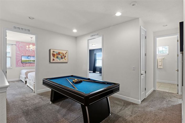 Image No.23-8 Bed Property for sale