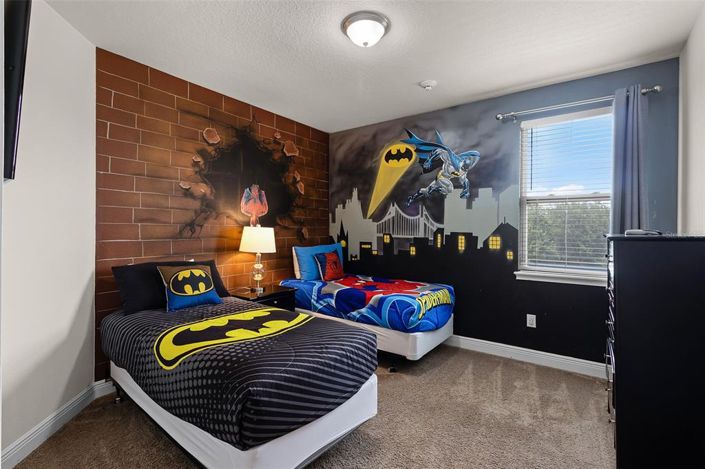 Image No.29-8 Bed Property for sale