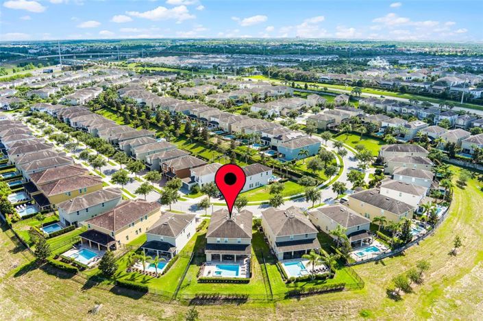 Image No.42-8 Bed Property for sale