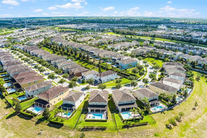 Image No.43-8 Bed Property for sale