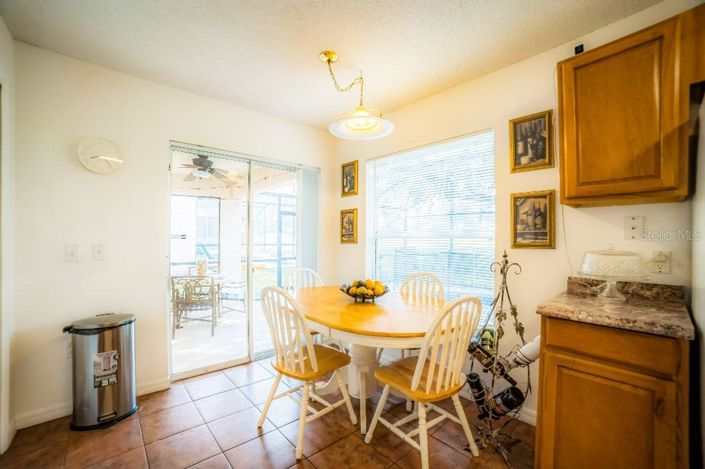 Image No.12-4 Bed Property for sale