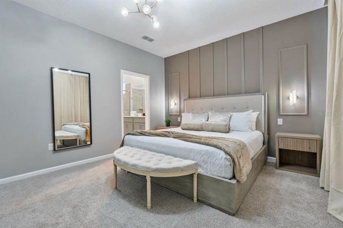 Image No.17-6 Bed Townhouse for sale