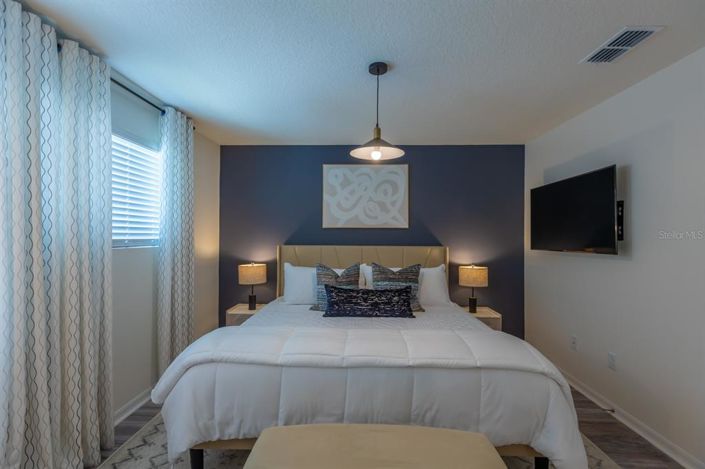 Image No.21-6 Bed Property for sale