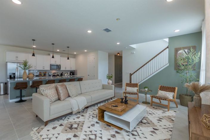 Image No.4-6 Bed Property for sale