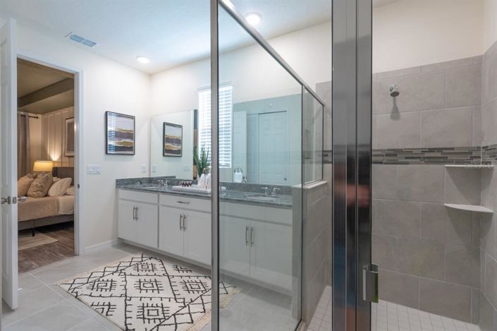 Image No.40-6 Bed Property for sale