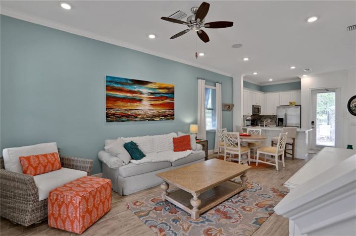 Image No.10-2 Bed Property for sale